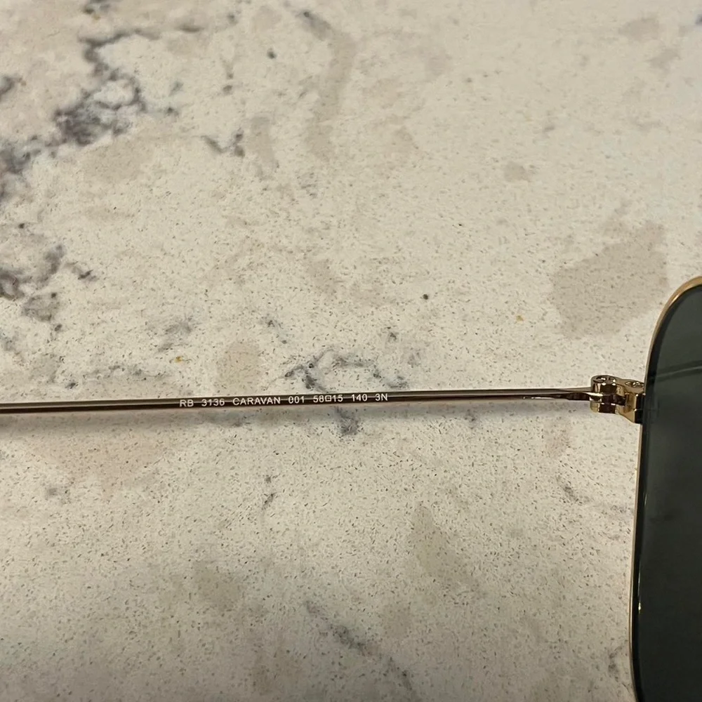 Ray-Ban Caravan Gold Frame Sunglasses with Green Lenses.